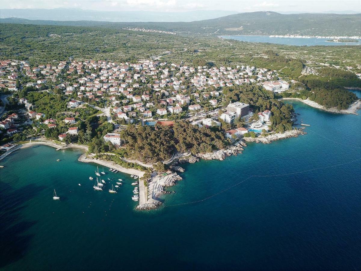 Apartments Vall Крк Екстер'єр фото